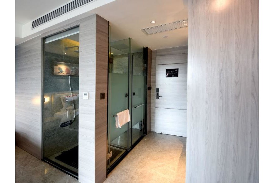 Chonpines Hotel Xuwen Square Jinhui 9/50