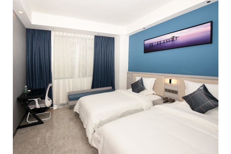 Chonpines Hotel Xuwen Square Jinhui 14/50