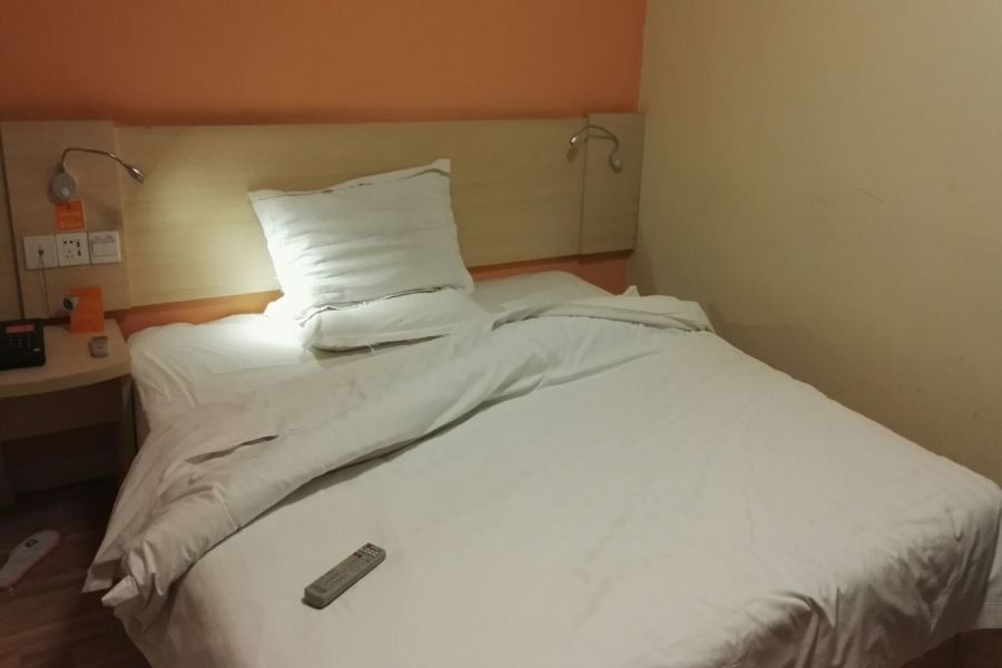7 Days Inn (Xian Jiaotong University Medical College Weiyi Street Metro Station) 37/69