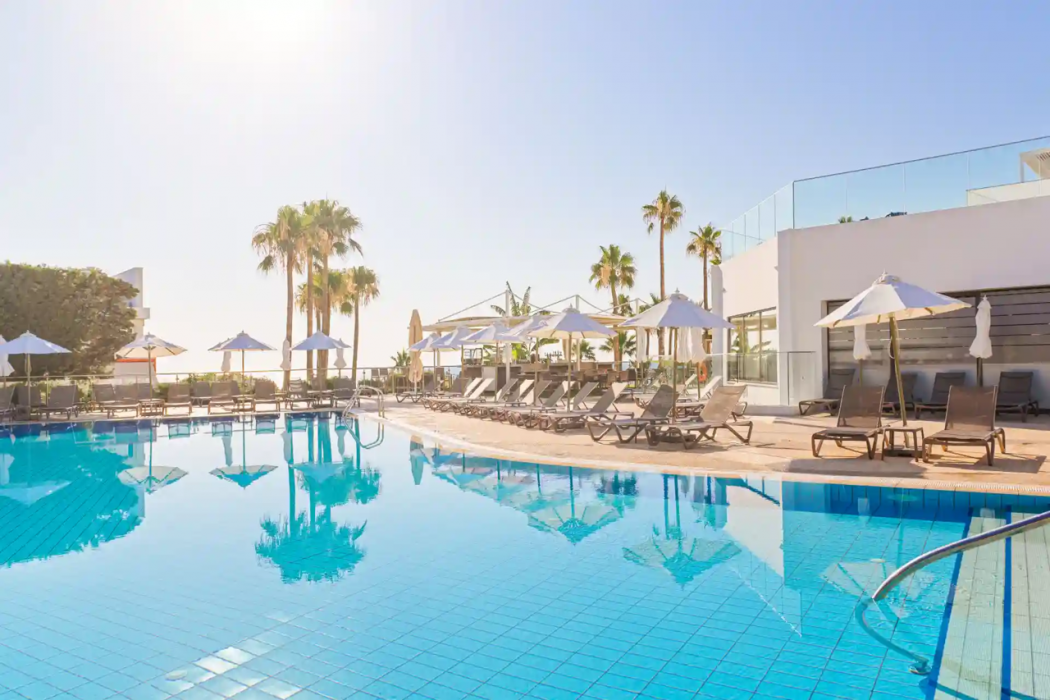 Leonardo Crystal Cove Hotel Spa By the Sea 33/64