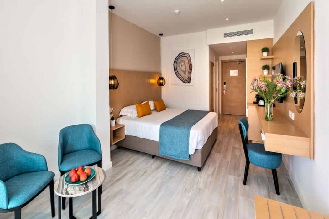 Leonardo Crystal Cove Hotel Spa By the Sea 16/64