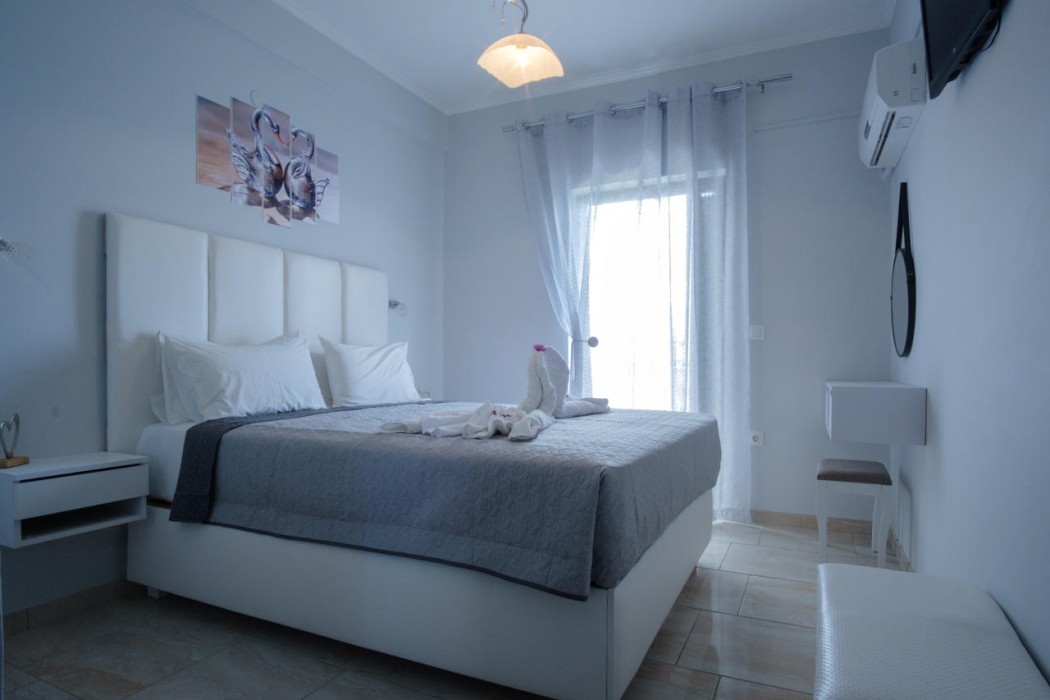 Akis Villa 16/45