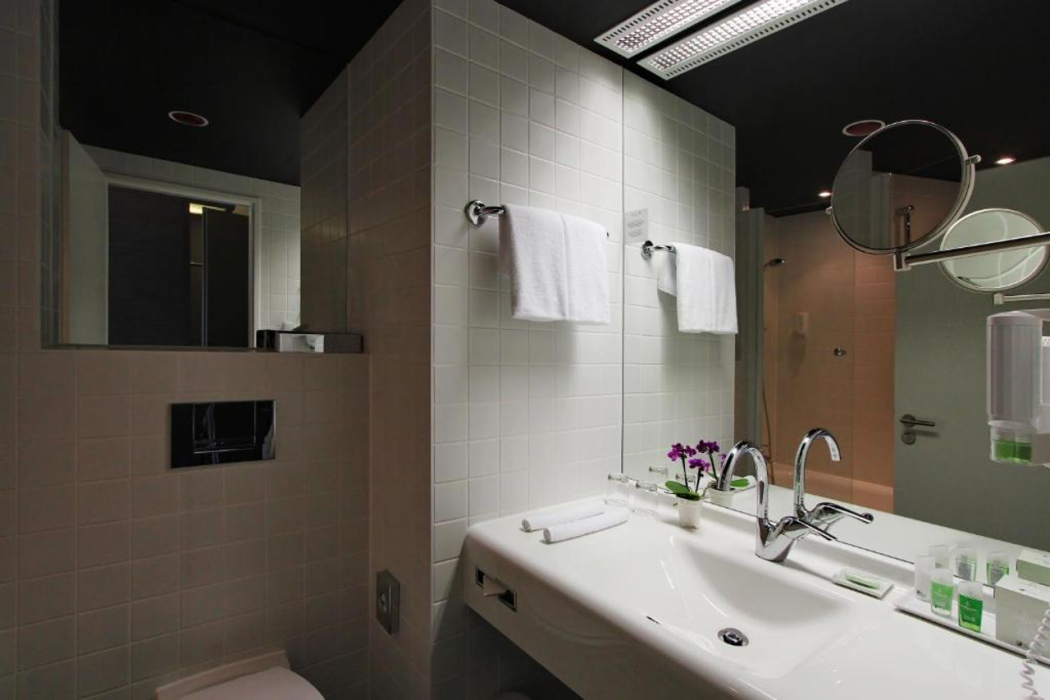 ARCOTEL John F Berlin 20/65