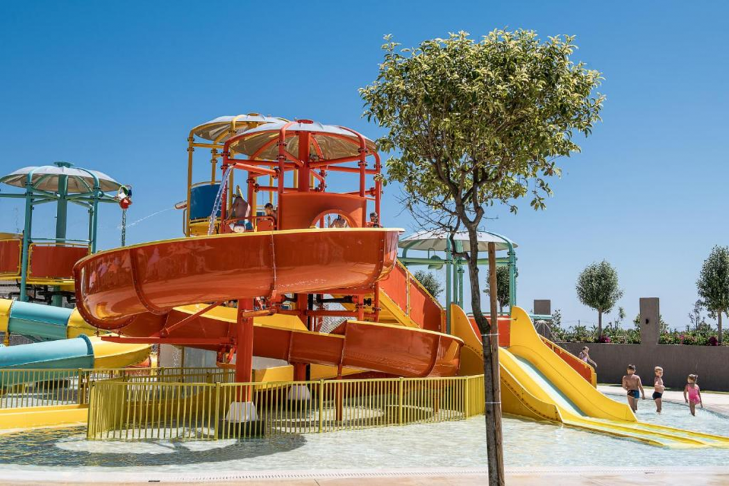 Euphoria Resort 36/76
