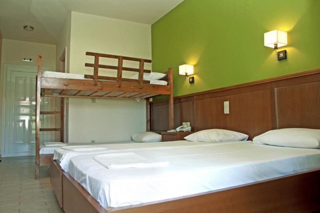 Elina Hotel Perdika 20/55