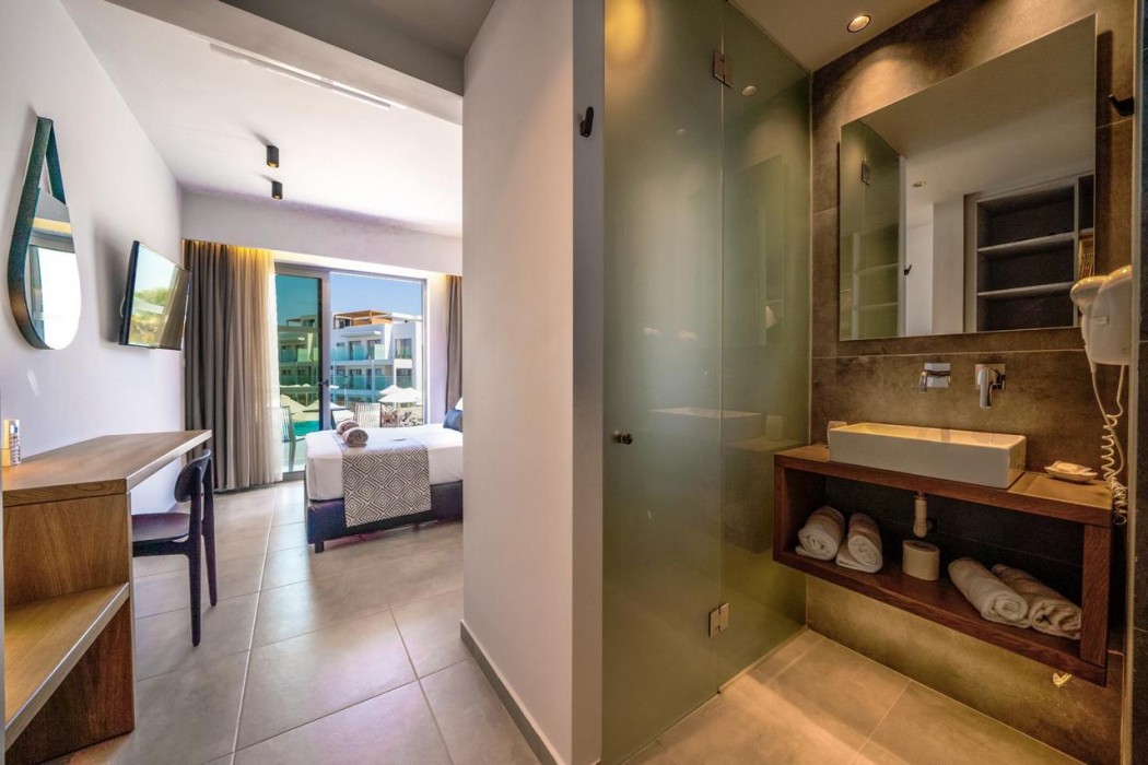 Harmony Crest Resort - Adults Only 14/43