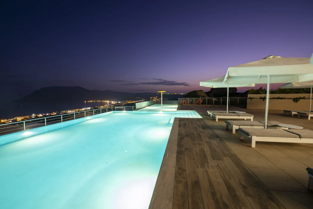 White Rock Of Kos - Adults Only 28/62