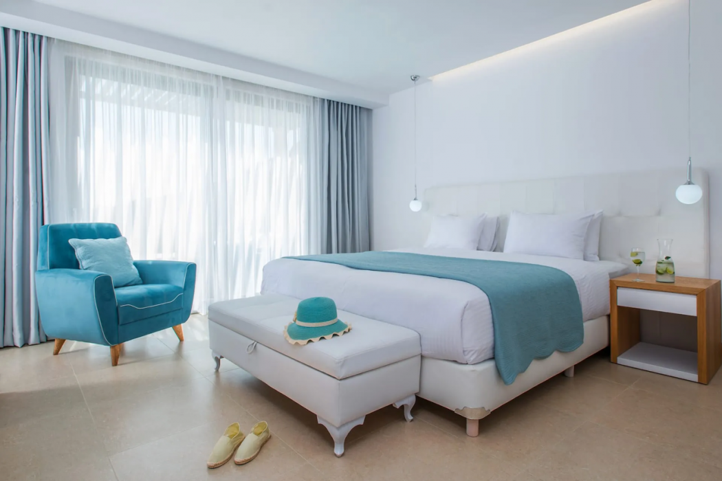 White Rock Of Kos - Adults Only 12/62