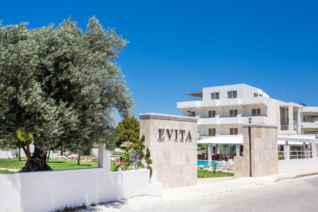Evita Mare photo2