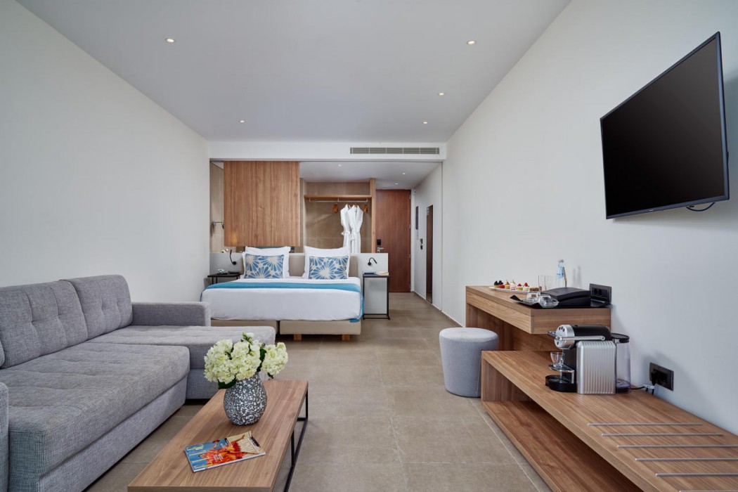 Gennadi Grand Resort 20/84