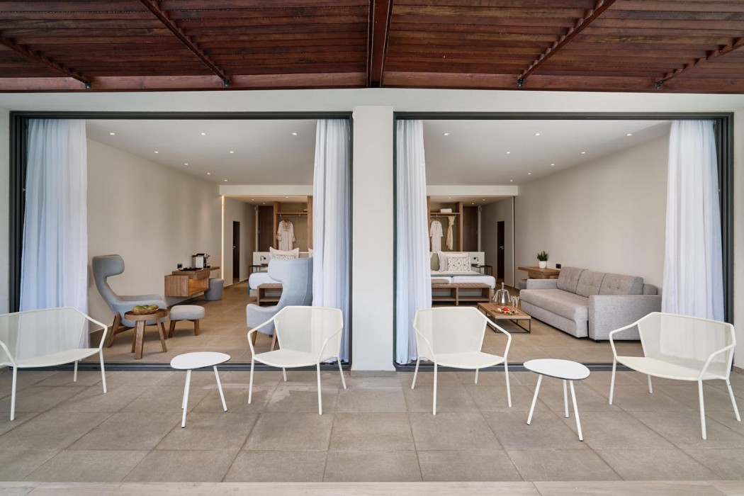 Gennadi Grand Resort 27/84