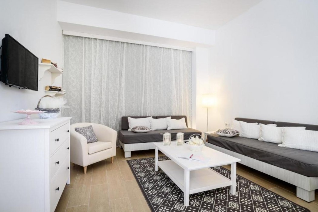 Matina Pefkos ApartHotel 35/68