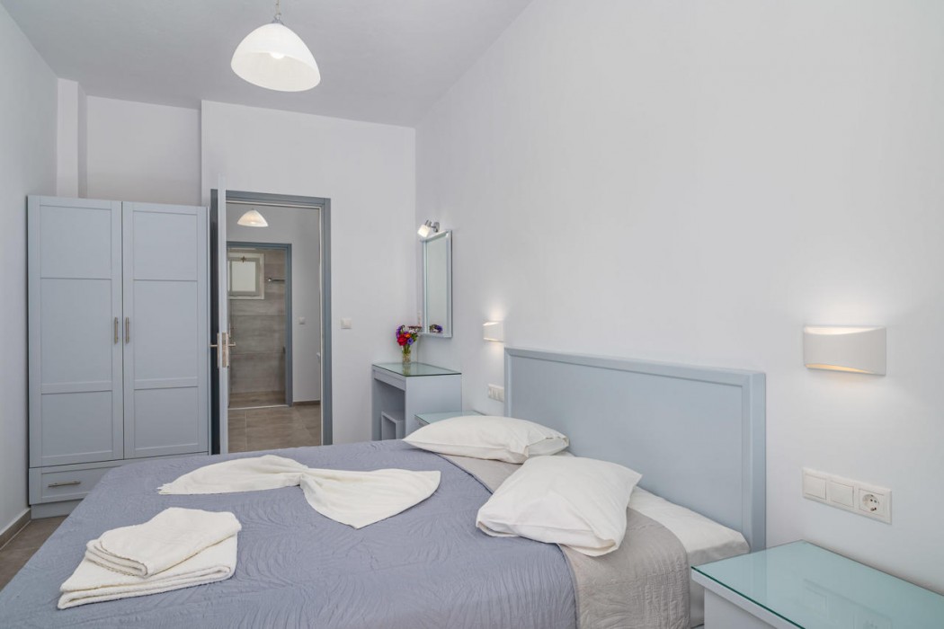 Maria Studios and Apartments 6/11
