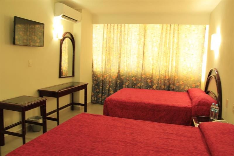 May Palace Hotel 17/43