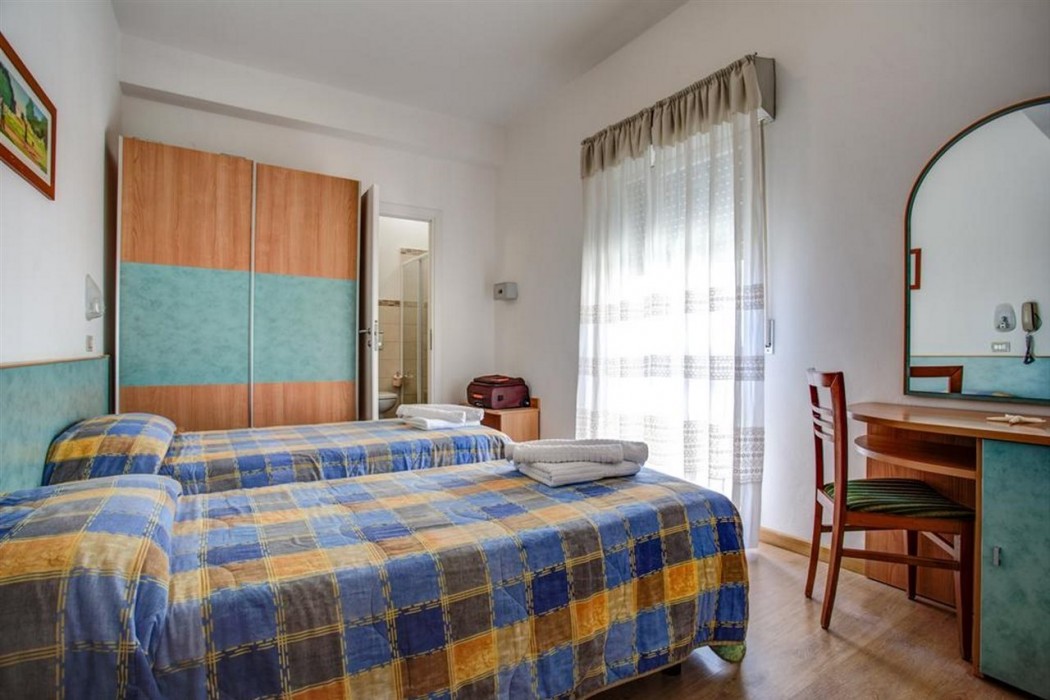 Tiziana 19/68