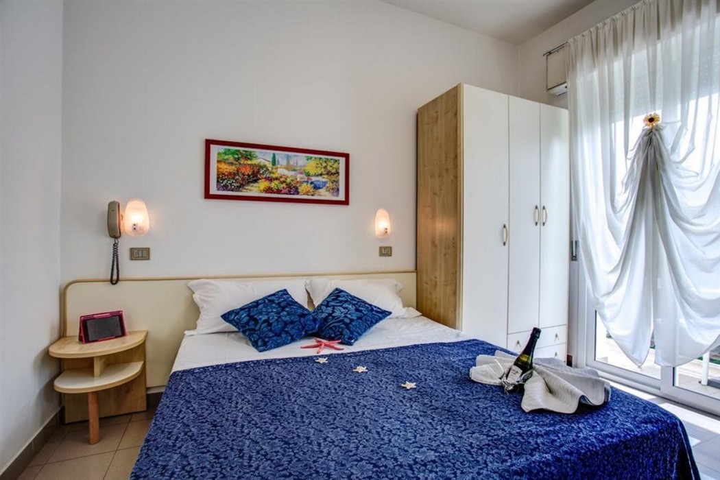 Tiziana 35/68