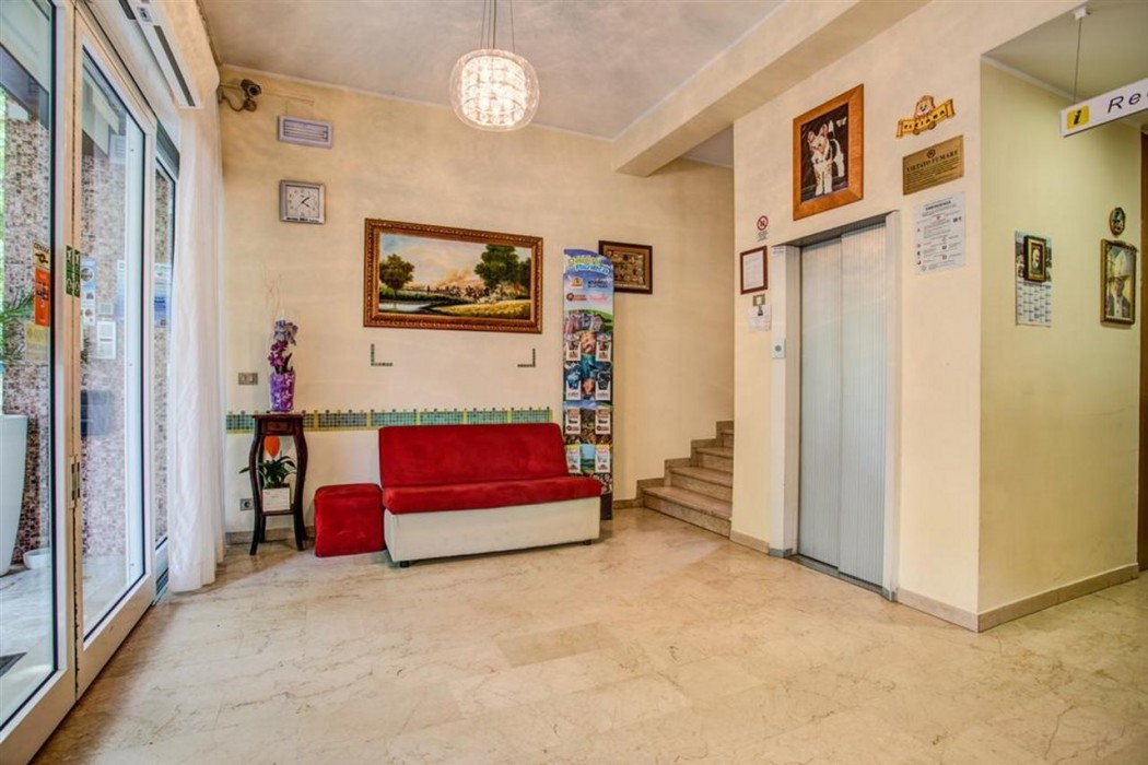 Tiziana 33/68