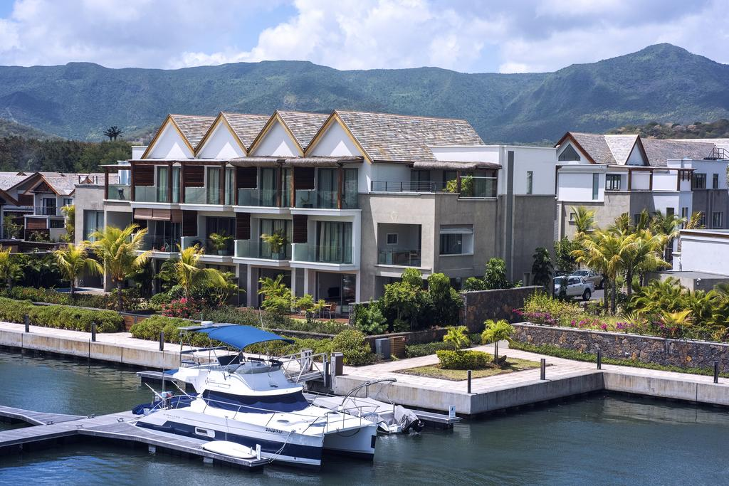 West Coast Marina 2/59