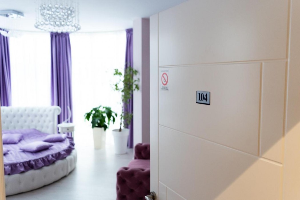 Room at Garni Hotel Lotos, NIS
