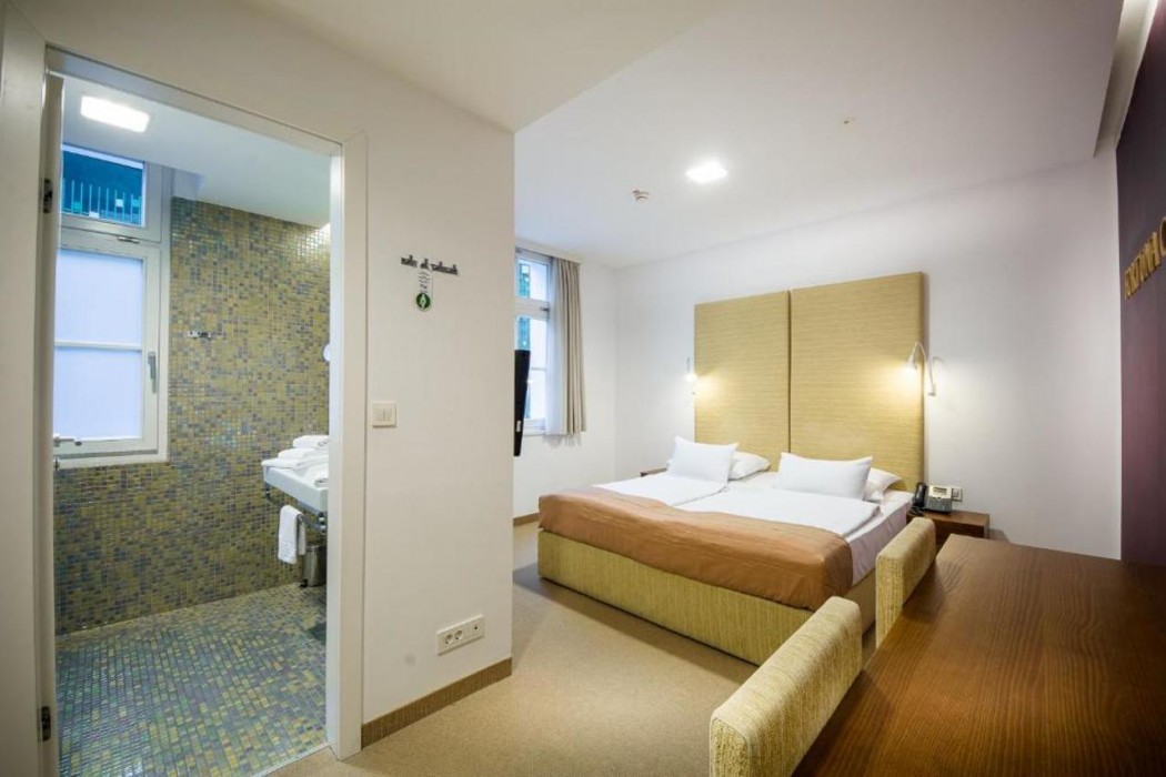 Zdraviliski Dvor Adults only +14 19/62