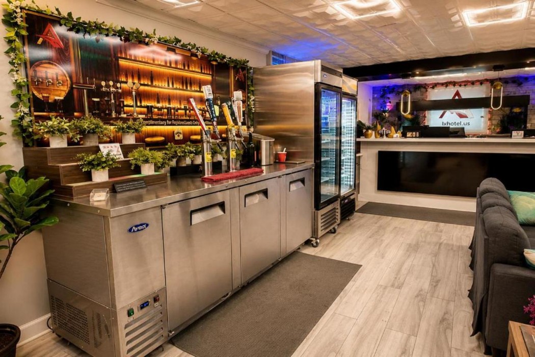 Lx Hotel, SureStay Collection by Best Western 28/48