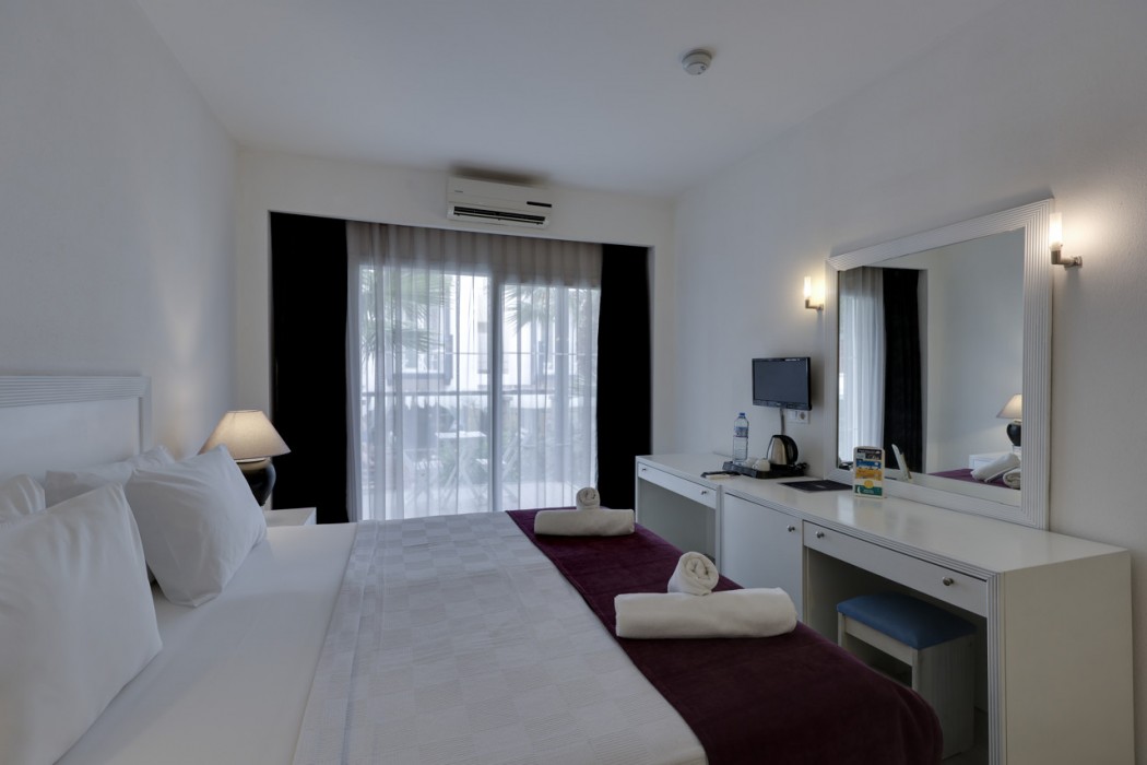 Charm Beach Hotel - All Inclusive 32/115