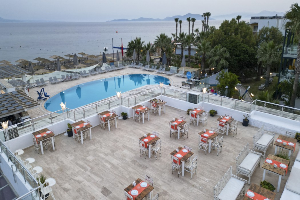 Charm Beach Hotel - All Inclusive 83/115