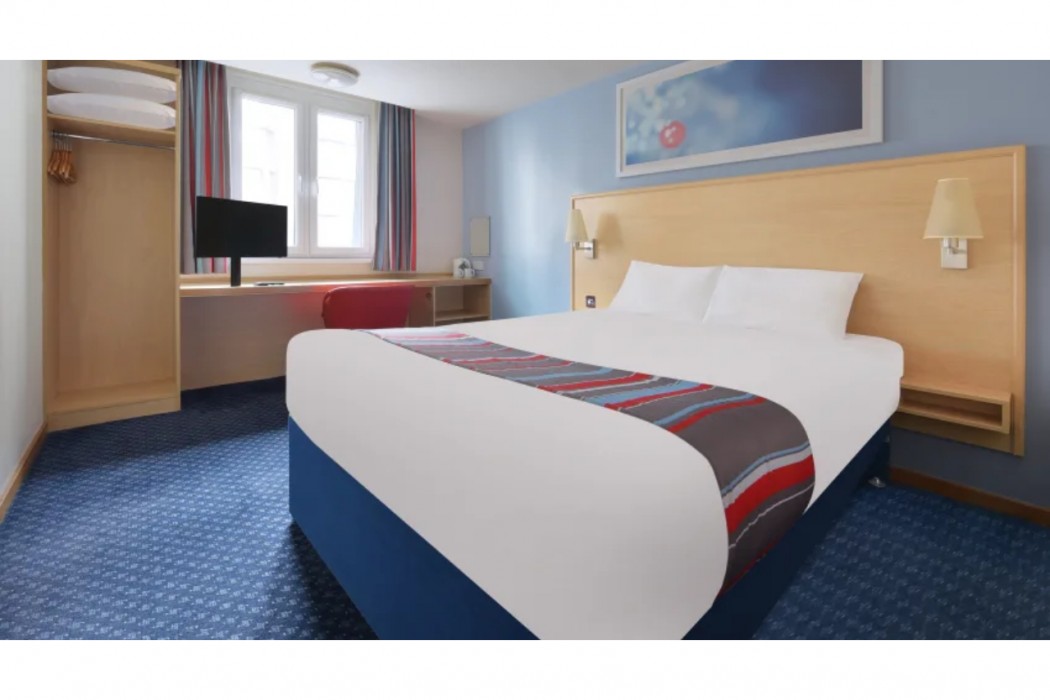 Travelodge Windsor Central 10/62