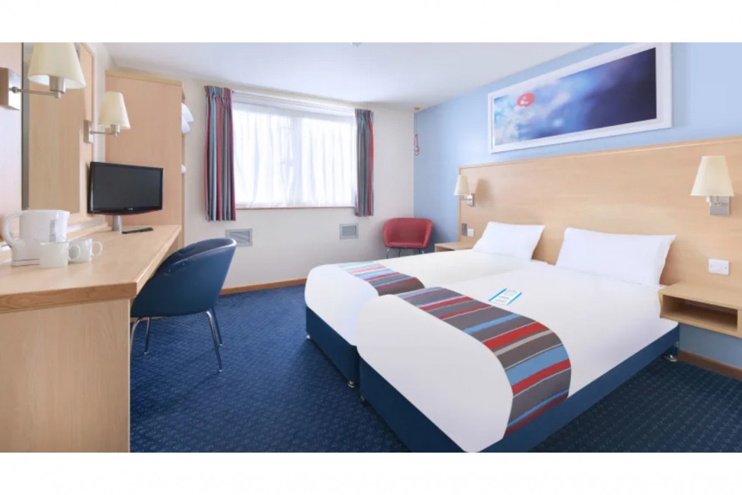 Travelodge Windsor Central 16/62