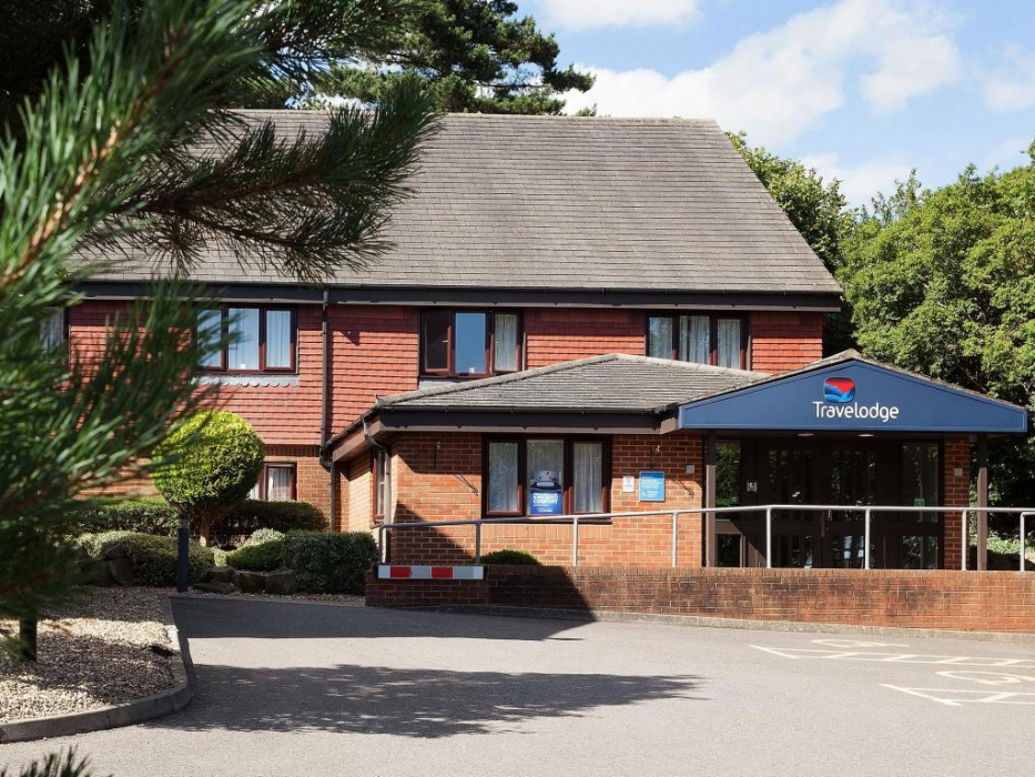 Travelodge Bracknell 1/13