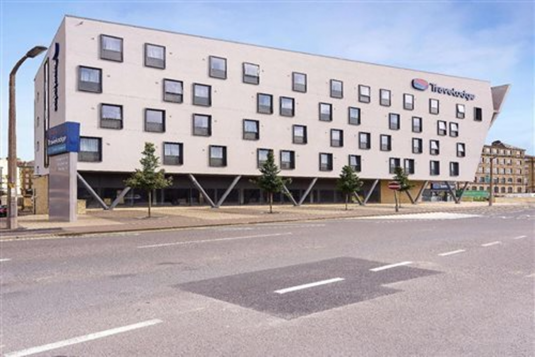 Travelodge Bradford Central — photo 3