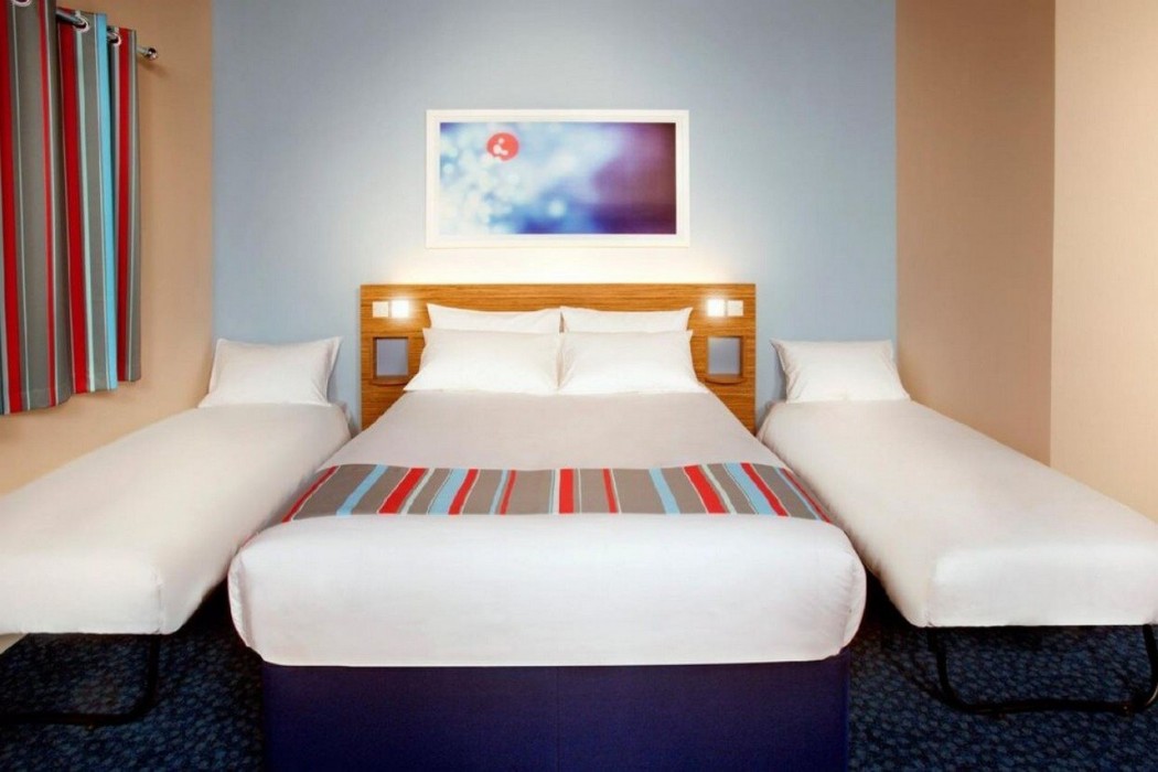 Travelodge Wirral Eastham 15/20