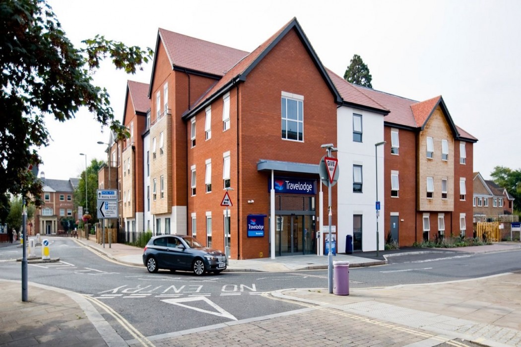 Travelodge Chertsey 15/27