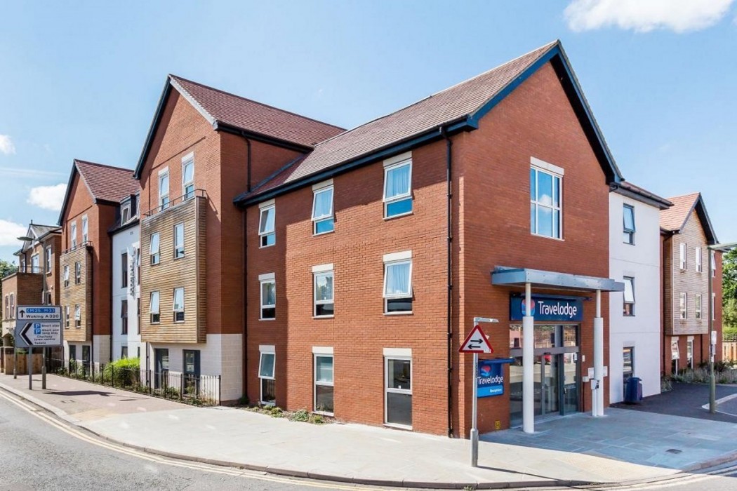 Travelodge Chertsey 13/27