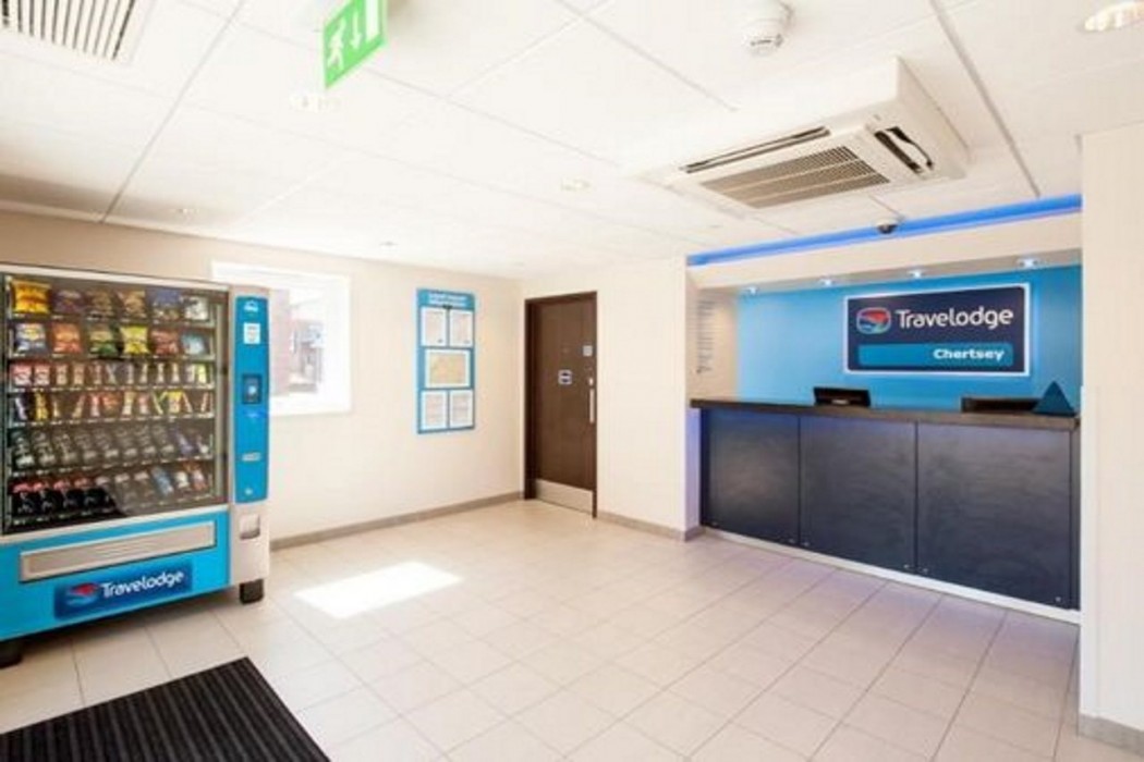 Travelodge Chertsey 17/27