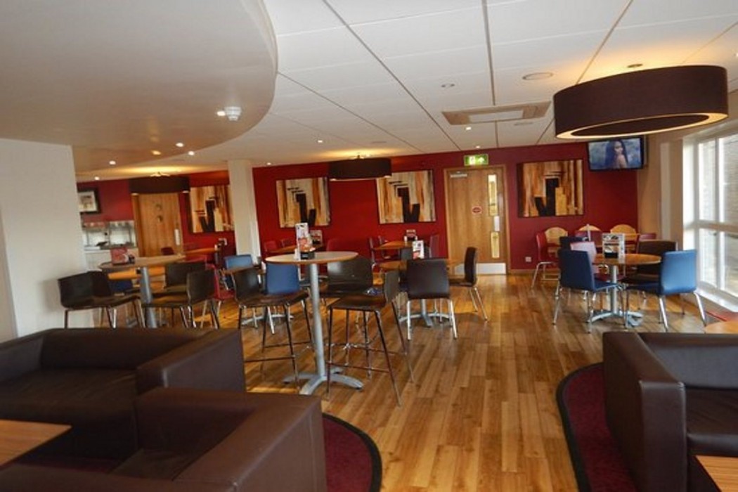 Travelodge Ashford 18/44