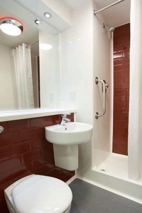 Travelodge Gloucester 8/25