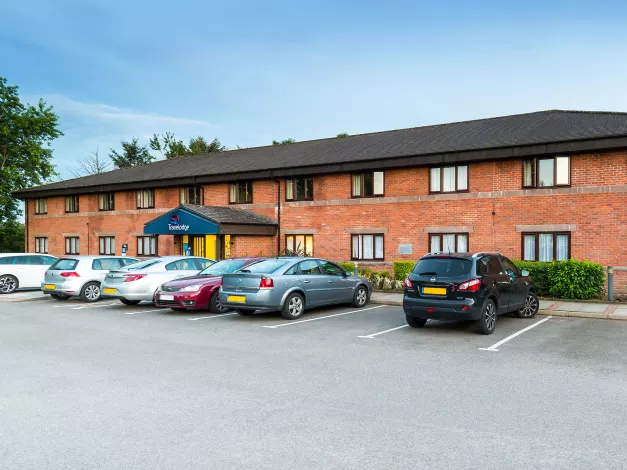 Travelodge Dumfries 1/14
