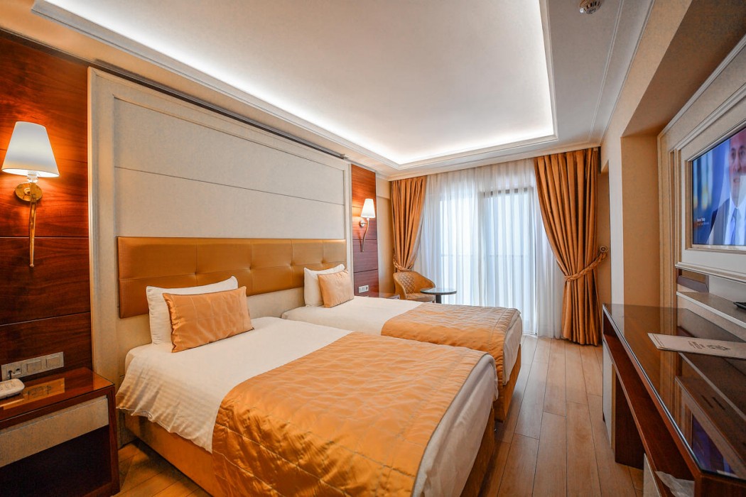Grand Marcello Hotel & SPA 37/90