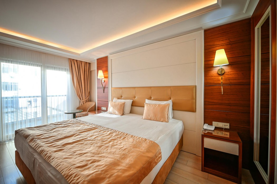 Grand Marcello Hotel & SPA 34/90