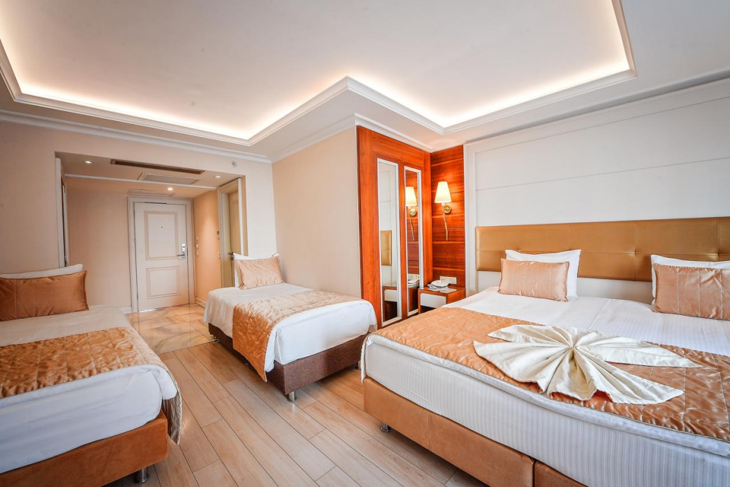 Grand Marcello Hotel & SPA 30/90