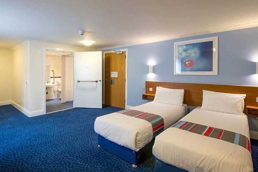Travelodge Northampton Wootton 7/19