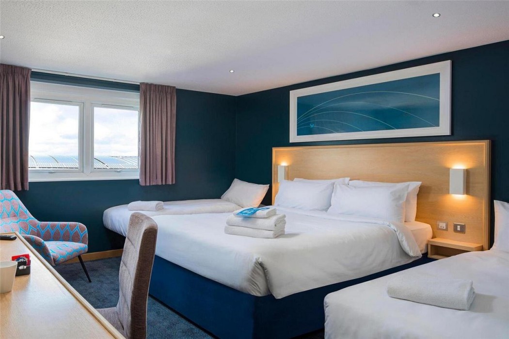Travelodge Pembroke Dock 6/32