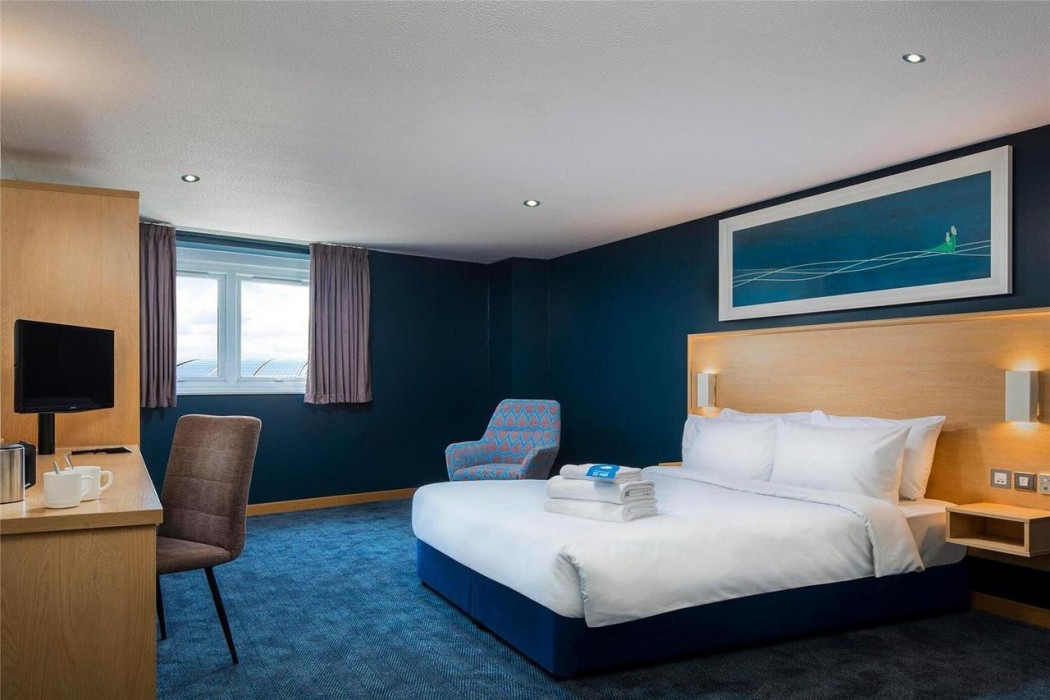 Travelodge Pembroke Dock 7/32