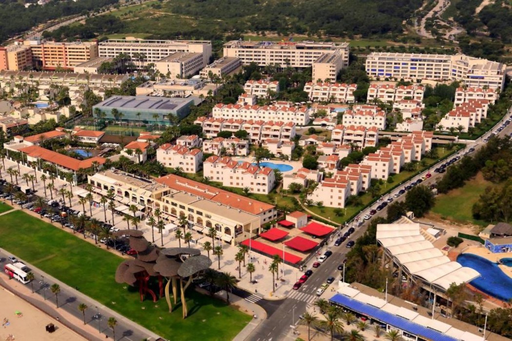 Estival Park Apartments in VILA-SECA