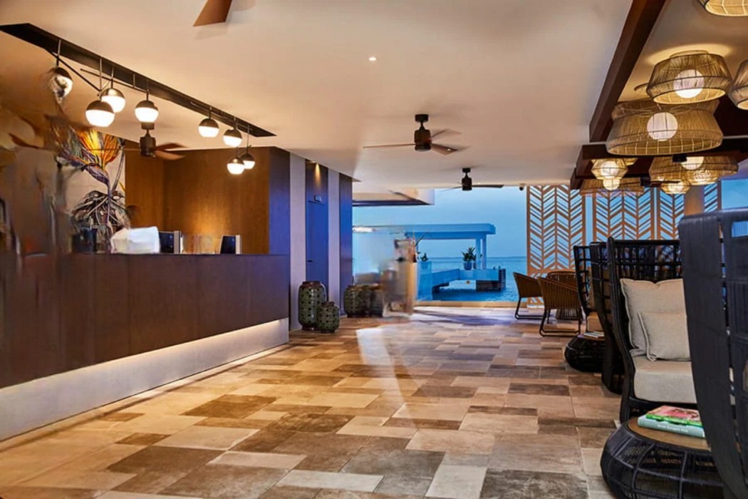 Lobby at Riu Palace Maldivas, MALE