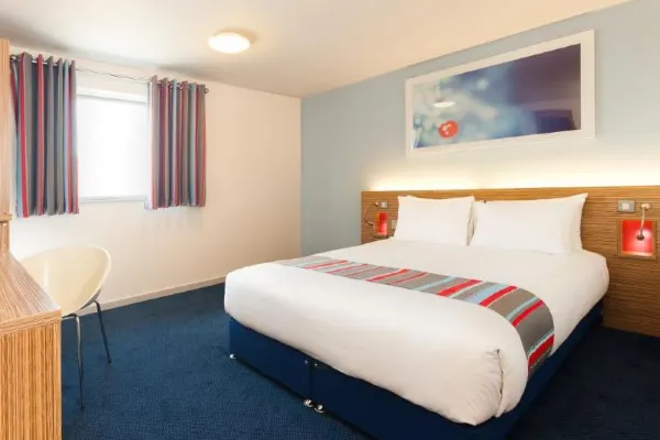 Travelodge Holyhead 7/23