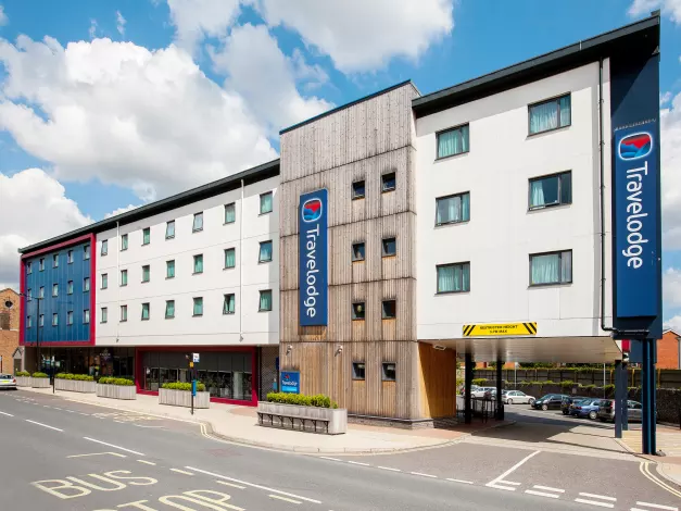 Travelodge Ipswich 1/24