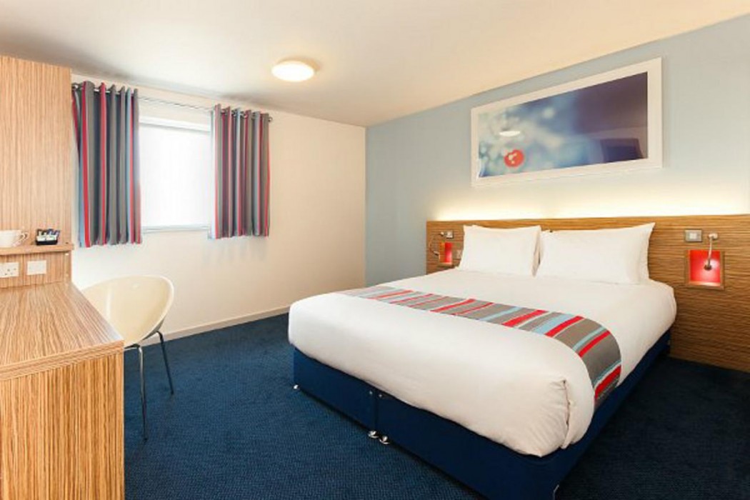 Travelodge Kidderminster 6/26