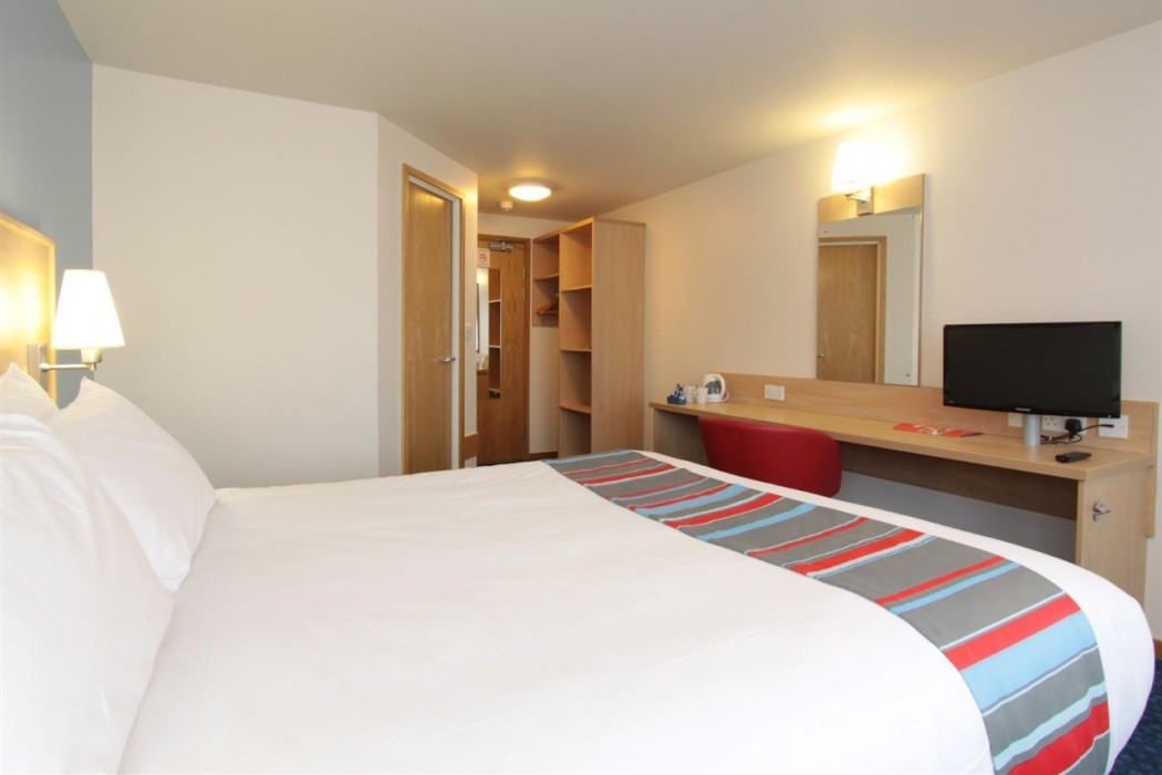 Travelodge Peterborough Eye Green 11/23